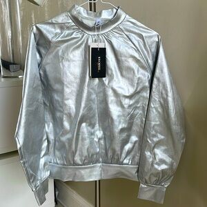 Silver shirt from UOZEE. Size Medium. New and never worn.